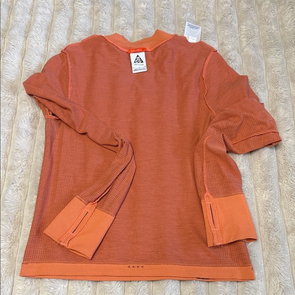 Women’s NIKE ACG Dri-fit Base Layer 1 Orange Long Sleeve Top - Picture 9 of 12